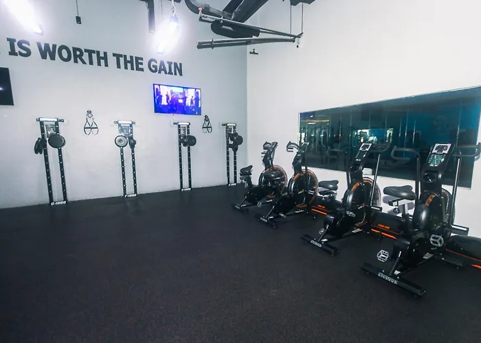 The Giggle Spot Cozy Makati Hideaway Pool & Gym 2270 アパート